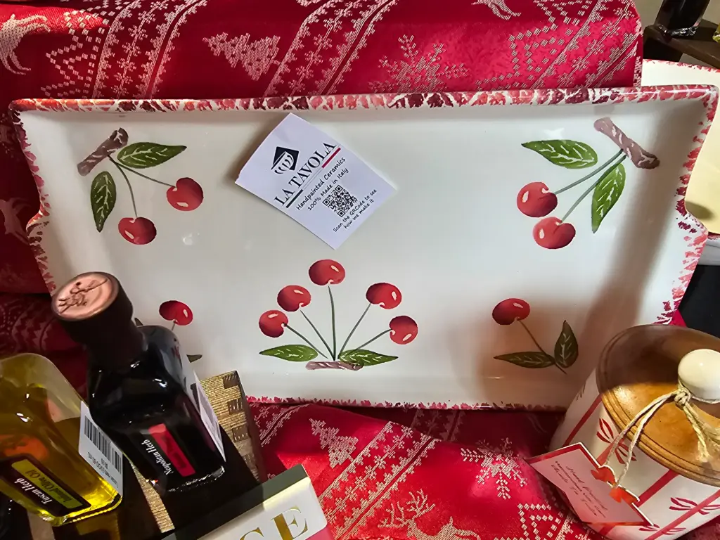 La Tavola Rectangle Platter Cherries