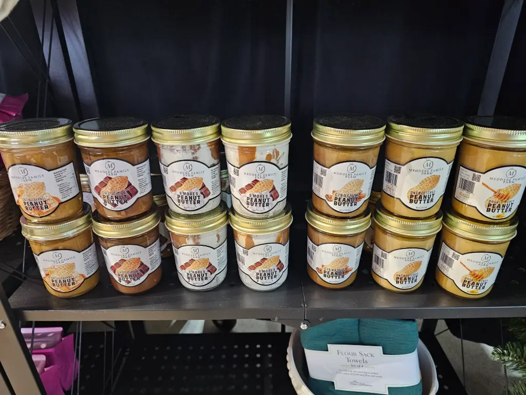 Medders Family Farm Peanut Butter (Cinnamon)