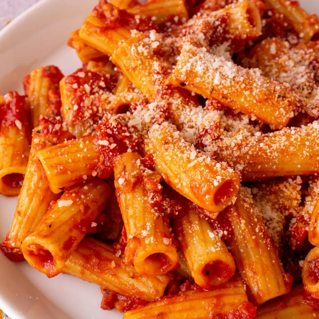 Mama's Rigatoni with Meat Sauce (Serves 2 - 3)